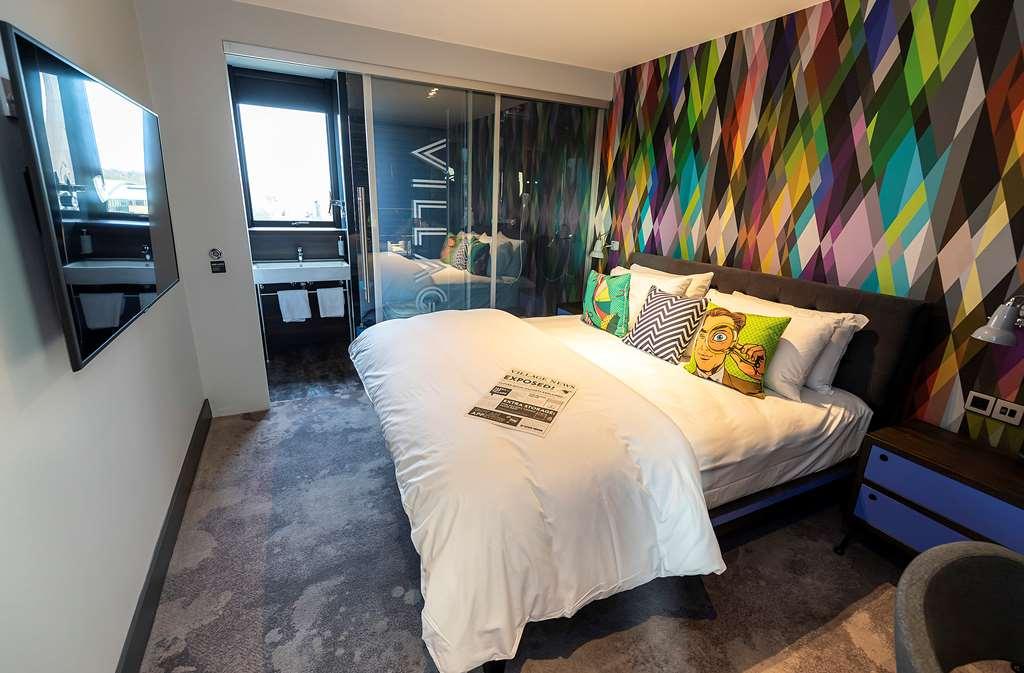 Village Hotel Southampton Eastleigh Bilik gambar